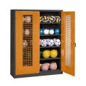 C+P Ballschrank mit Lochblech-Flügeltüren (Typ 3), HxBxT 195x150x50 cm Gelborange (RAL 2000), Anthrazit (RAL 7021), Gleichschliessung, Ergo-Lock Muldengriff