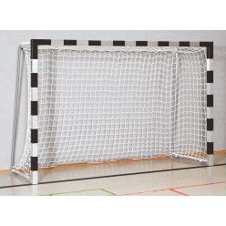 But de handball en salle Sport-Thieme 3x2 m, avec fourreaux Noir-argent, Angles d'assemblage soudés